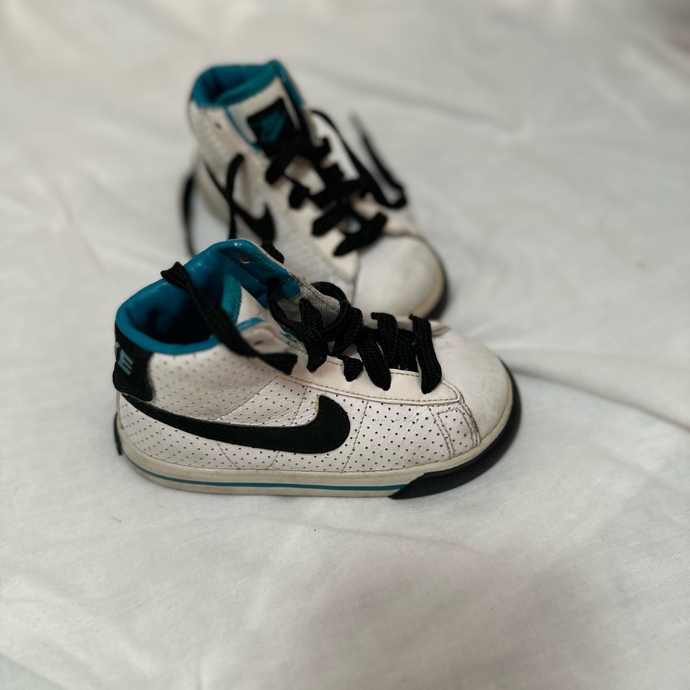 Nike Boys High Tops